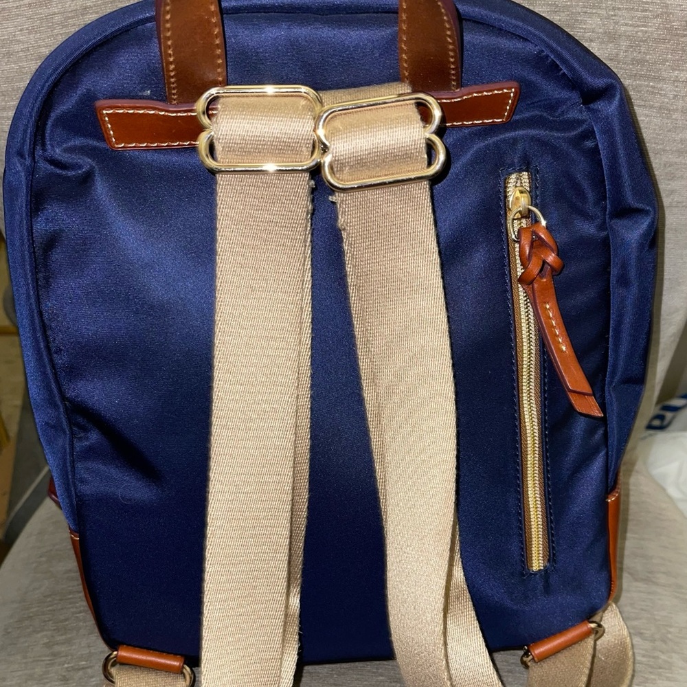 Cubs dooney and bourke backpack and wallet - Picture 3 of 10